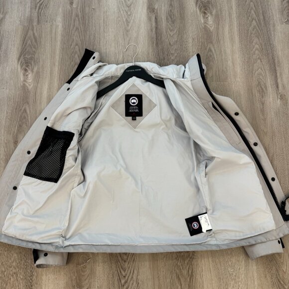 Canada Goose Limestone Outdoor Lockeport Jacket Outdoor Gorpcore Mens Size XS - Picture 7 of 8